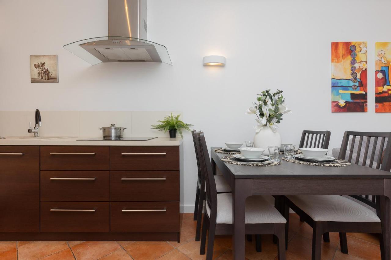 Cozy Apartment With Parking In Warsaw Ursus By Noclegi Renters Exterior foto